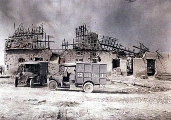 Ruines et ambulances.jpg - Fennario's War: The War to End All Wars, produced by Outawork Films. Visit our website at www.outawork.net